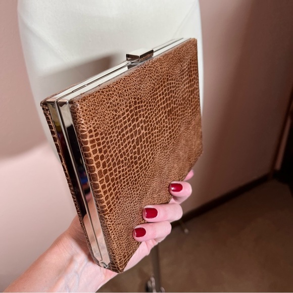 Mundi Brown Leather Crocodile Classic Mobwife Vintage Y2K Clutch Box Mini bag